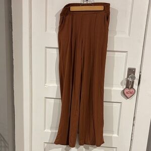 Maurices inMOTION Cinnamon Pleated Pants Size Small